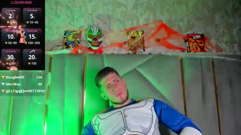 Snapshot of sebastianmaximoff chatting on 10.31.25 Sebastian online show from 10.31.25