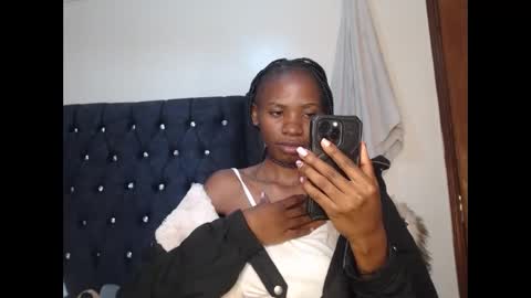 Snapshot of sebatrishaa chatting on 11.02.25 sebatrishaa online show from 11.02.25