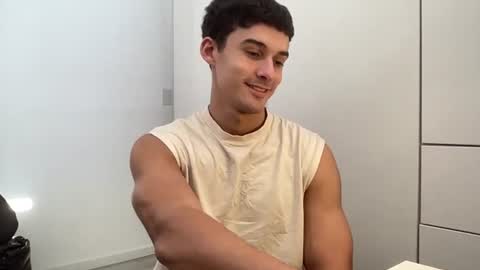 Snapshot of sebybeba chatting on 06.26.26 sebybeba online show from 06.26.26