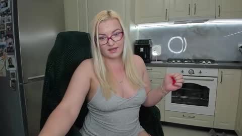 Snapshot of secr3tmistress chatting on 03.15.26 Ame online show from 03.15.26