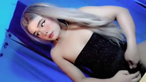 kwen online show from 03.11.26