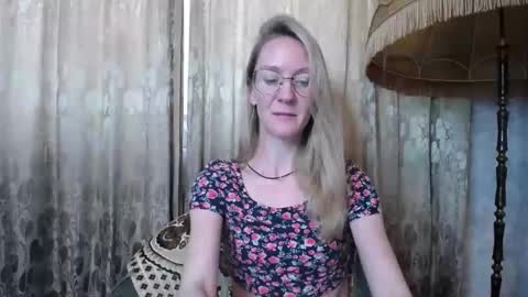 secretcandy222 online show from 02.19.25