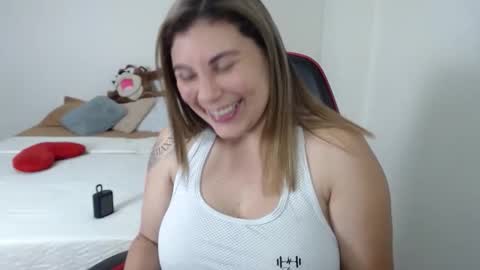 Secret Bella online show from 04.26.26