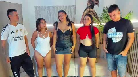 Snapshot of secrethause71605 chatting on 12.15.25 NIKOL online show from 12.15.25