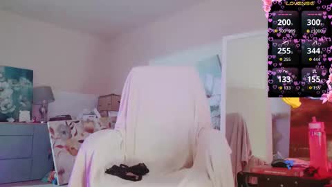 Mariot  Mery for short ..never call me PET NAMES in FREECHAT mom momy baby or sweety  online show from 02.27.26