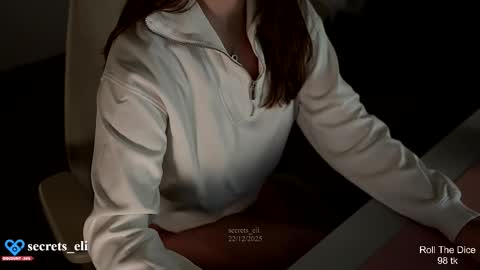 Eliz online show from 12.22.25