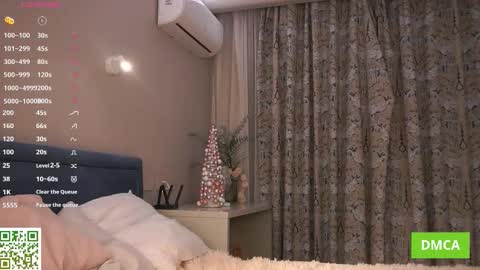 Snapshot of seductique chatting on 02.03.26 Mia online show from 02.03.26