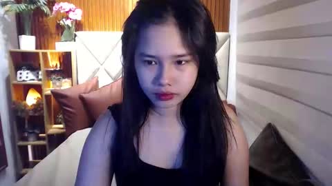 Snapshot of seductive_akira chatting on 10.28.25 Akira online show from 10.28.25