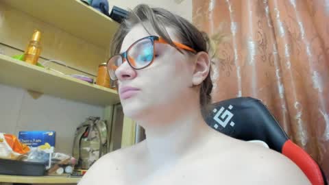 seductive_she_wolf online show from 04.19.26