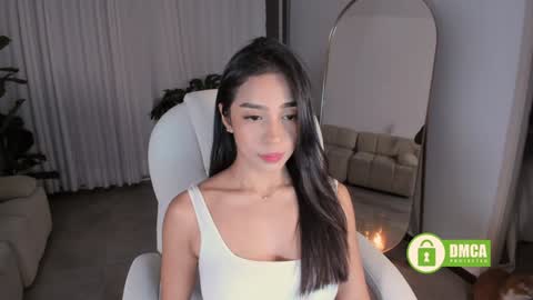 Snapshot of seductivelvet chatting on 01.15.25 Arihana online show from 01.15.25