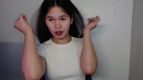 Snapshot of seductivemegoftheworld_ chatting on 12.10.24 MEG online show from 12.10.24