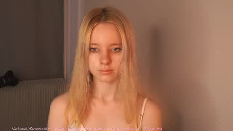 See Its honey bunny  im Lana online show from 07.11.26