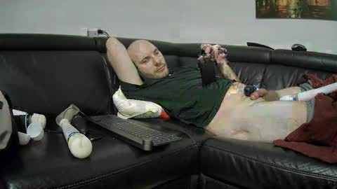 Sebastian online show from 01.08.25