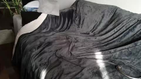 Snapshot of seeme1923 chatting on 02.10.25 seeme1923 online show from 02.10.25