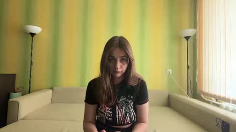 Snapshot of selanara chatting on 06.13.26 Arienna online show from 06.13.26