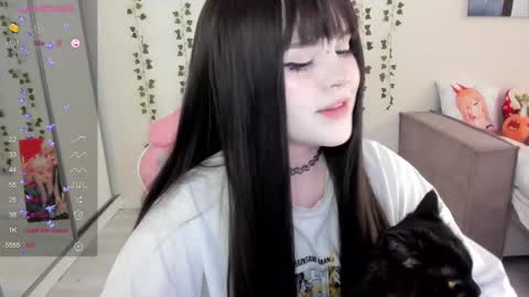 Snapshot of selena___cute chatting on 02.24.25 Selena online show from 02.24.25