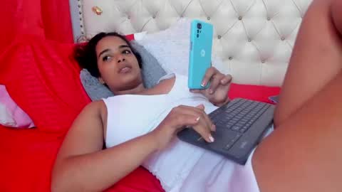 selena_beautyy online show from 05.11.26