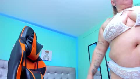 Selena online show from 03.11.25