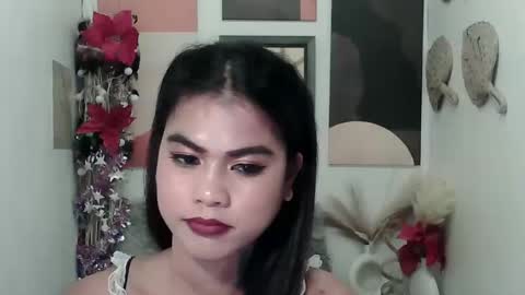 Snapshot of selena_fox2000 chatting on 11.04.25 selena_fox2000 online show from 11.04.25