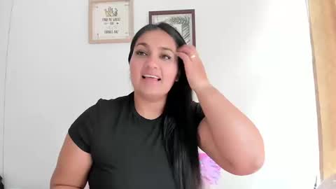 Snapshot of selena_jhonson1 chatting on 09.11.25 Karen online show from 09.11.25