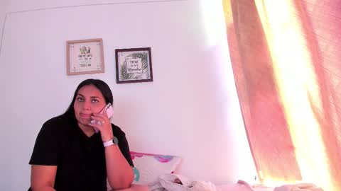 Snapshot of selena_jhonson1 chatting on 11.17.25 Karen online show from 11.17.25