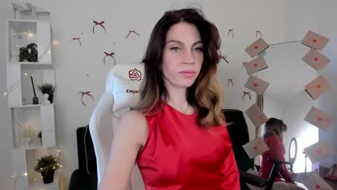 Selena online show from 02.14.25