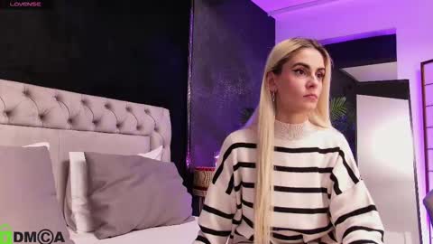 Snapshot of selenadaze chatting on 02.03.26 Selena online show from 02.03.26