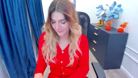 selenaemoore online show from 10.17.25