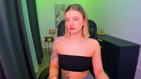 selenaemoore online show from 03.14.26