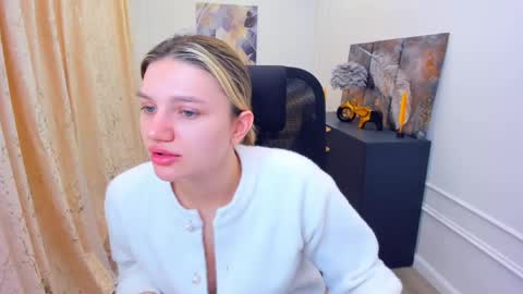 selenaemoore online show from 05.29.26