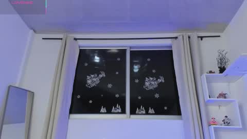 selenafox online show from 11.15.25