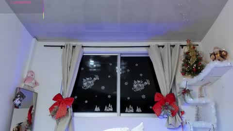 selenafox online show from 11.22.25