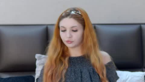 SelenaHanson online show from 06.17.26