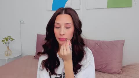 Selena online show from 02.26.26