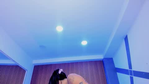 selenastonne online show from 10.12.25