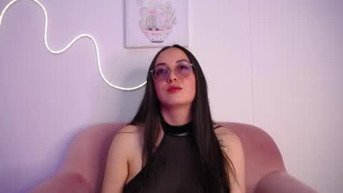 Snapshot of selene_swee chatting on 06.22.26 selene_swee online show from 06.22.26