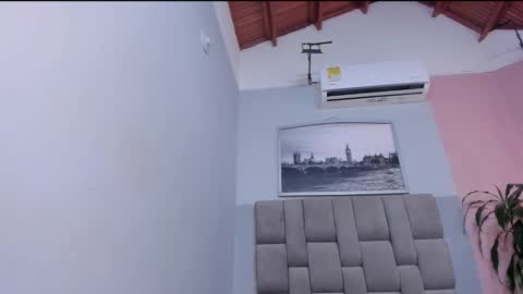 Snapshot of selene_tylor_ chatting on 12.21.25 Selene online show from 12.21.25