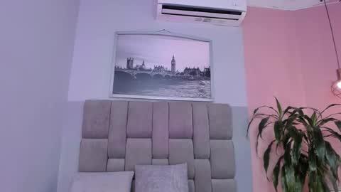 Snapshot of selene_tylor_ chatting on 01.07.26 Selene online show from 01.07.26