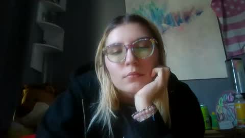 Snapshot of selenebaby chatting on 01.08.25 Selene online show from 01.08.25