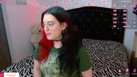 Snapshot of seleneg chatting on 09.21.25 Selene G online show from 09.21.25