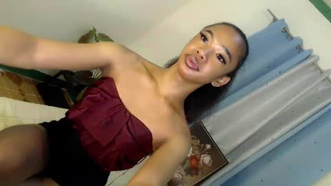 Snapshot of selfsuckercum69 chatting on 01.08.25 Jessy online show from 01.08.25