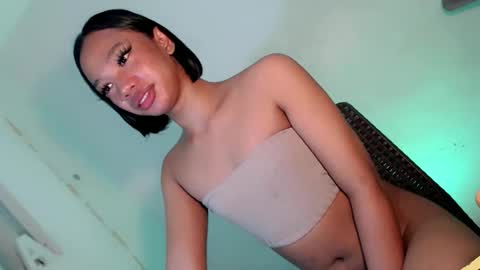 Snapshot of selfsuckercum69 chatting on 09.18.25 Jessy online show from 09.18.25