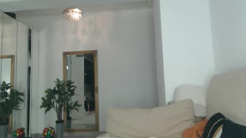 Selin online show from 10.28.25