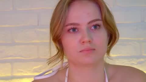 SelinSwarovski online show from 09.22.25