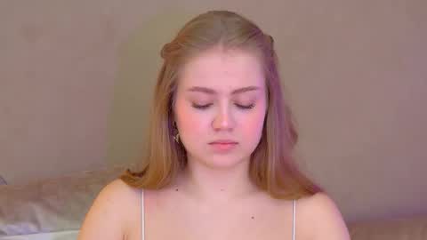 SelinSwarovski online show from 09.26.25