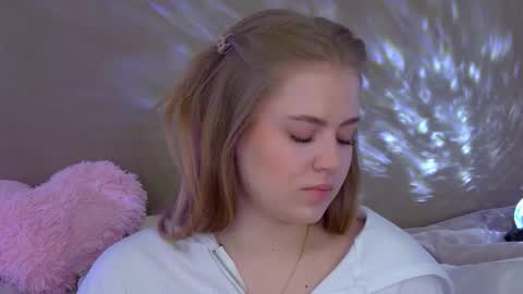 SelinSwarovski online show from 10.03.25