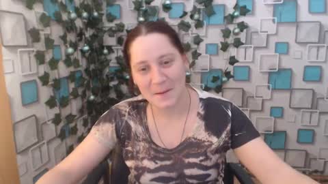 Snapshot of sellavix chatting on 01.30.25 Sellavix online show from 01.30.25