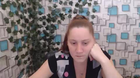 Snapshot of sellavix chatting on 09.21.25 Sellavix online show from 09.21.25