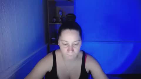 Snapshot of sellavix chatting on 10.28.25 Sellavix online show from 10.28.25