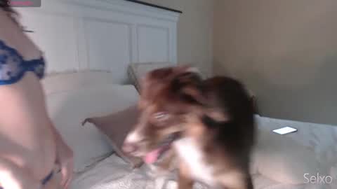 Snapshot of selxo chatting on 09.23.25 Sel online show from 09.23.25